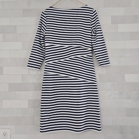 J. McLaughlin Nicola Tiered Layered Wrap Dress 3/4 Sleeve Knee Length Mini Small - Picture 9 of 9